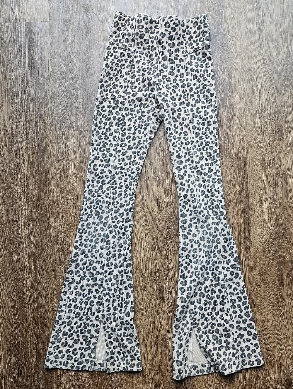 Girls Zara Cheetah Print Bell Bottom Pants Stretchy Girls 9/10 Brown